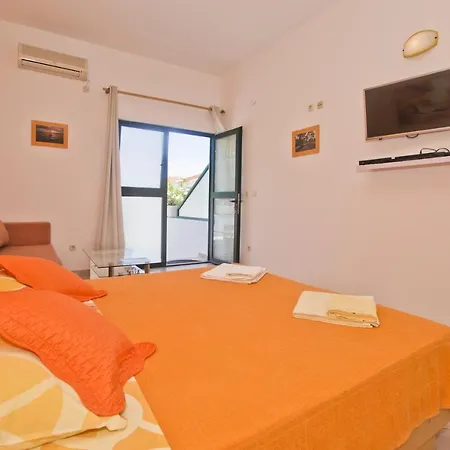 Softic Hvar Apartahotel