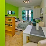 Softic Hvar Aparthotel 4*