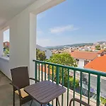 Softic Hvar Apart-hotel
