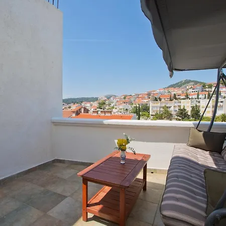 Aparthotel Softic Hvar 4*
