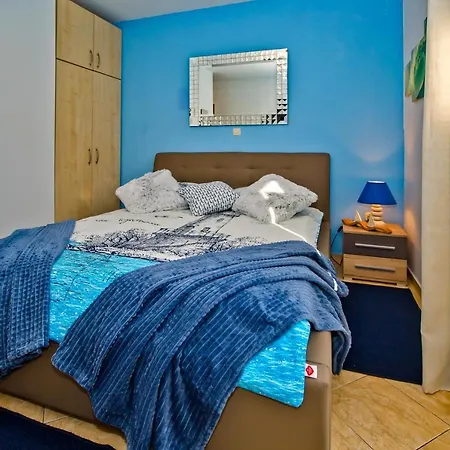Softic Hvar Aparthotel 4*