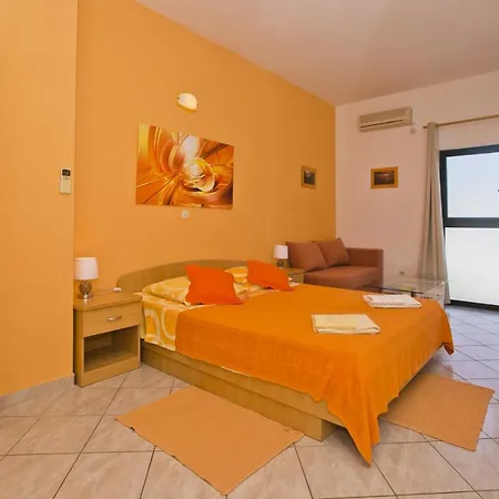 Aparthotel Softic Hvar 4*